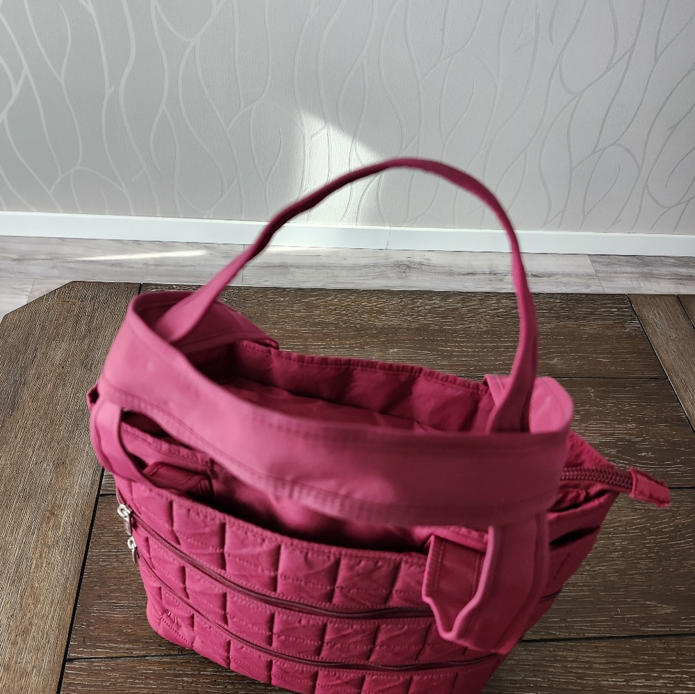 Lug Taxicab Tote Bag & Lug Tango Travel Wallet - Picture 5 of 15